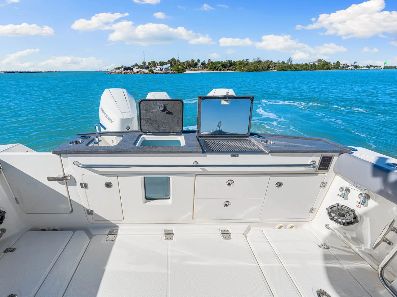 2026 Boston Whaler 360 Outrage 36.0 feet, Venice, Florida #39