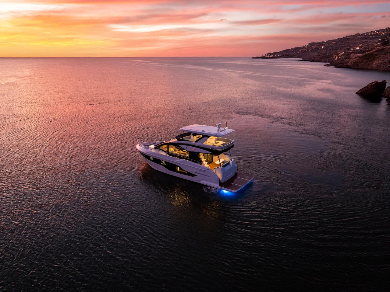 2026 Cruisers Yachts 50 FLY 50.0 feet, Inuvik, Northwest Territories #11