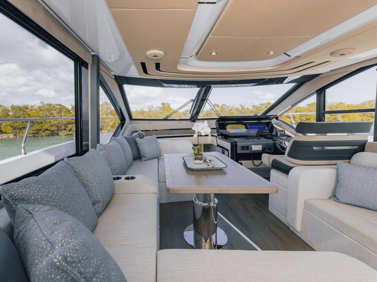 2027 Cruisers Yachts 57 FLY 57.0 feet, Naples, Florida #61