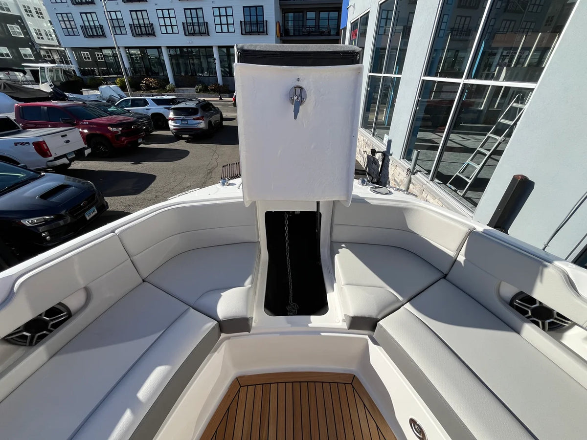 2026 Sea Ray SLX 310 Outboard 31.0 feet, Norwalk, Connecticut #42