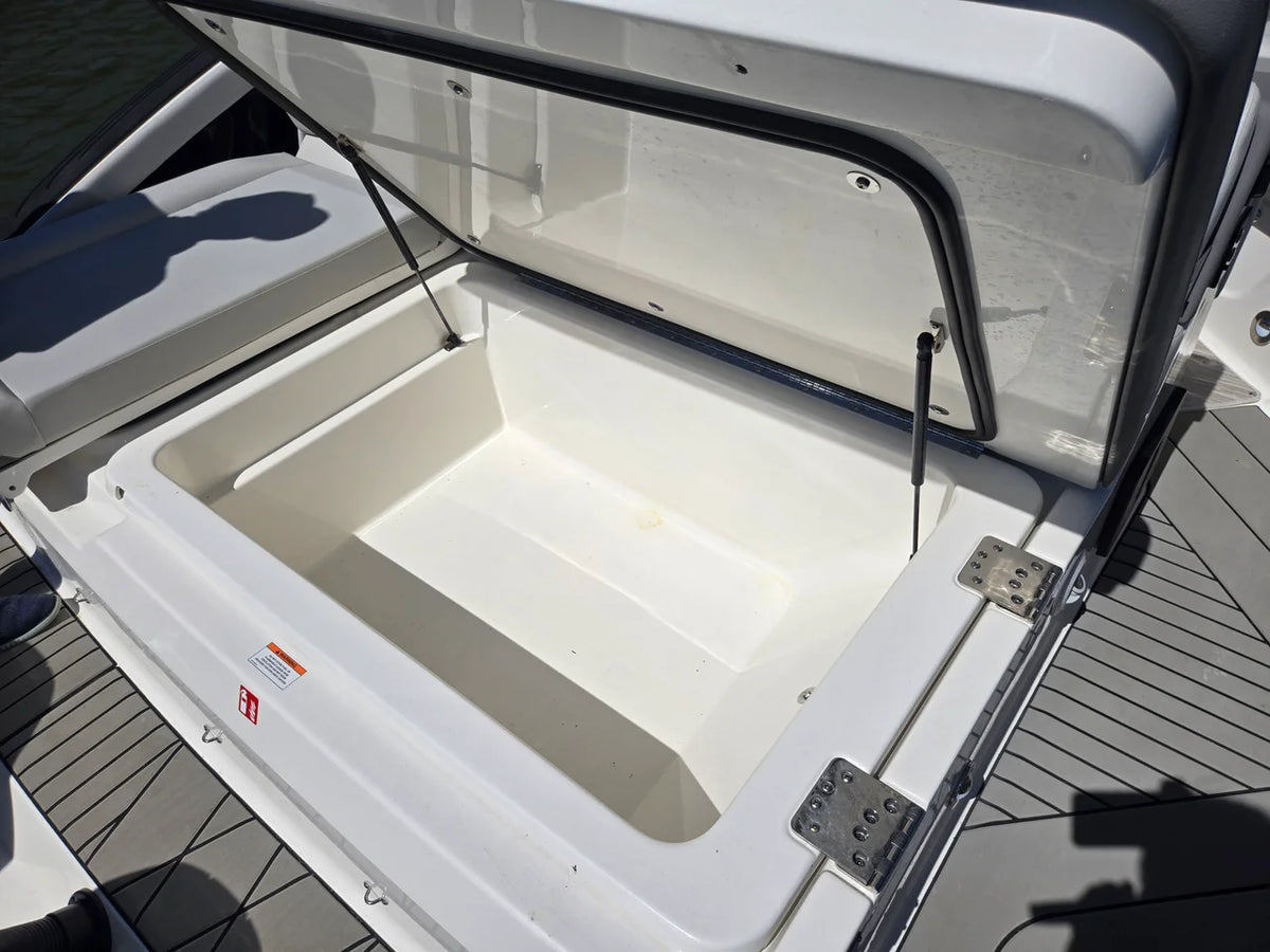 2027 Sea Ray SLX 360 Outboard 36.0 feet, Charleston, SC #4
