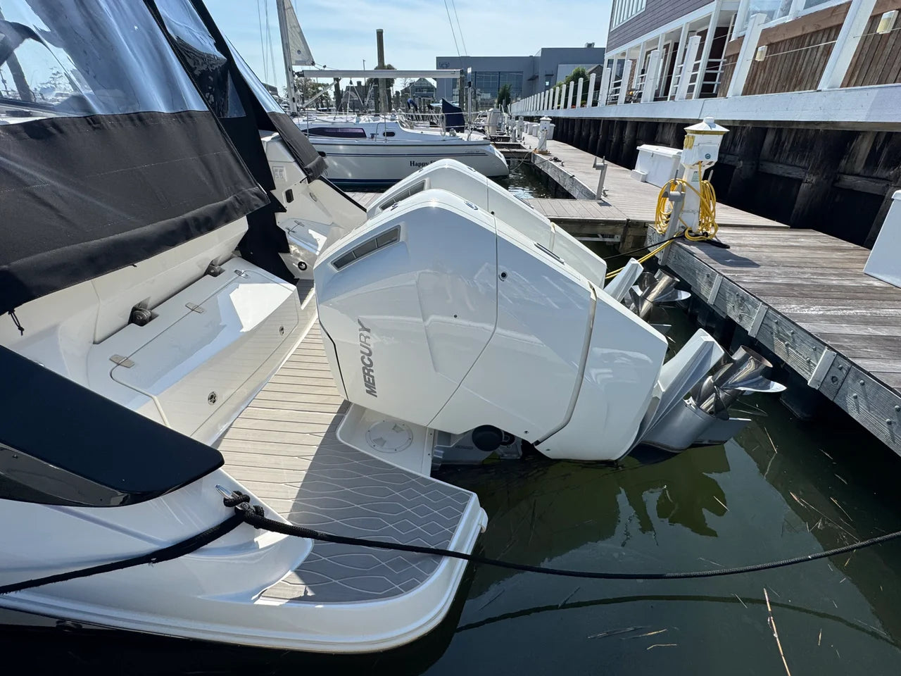 2025 Sea Ray 370 SUNDANCER OB 39.0 feet, Clearwater, Florida #5