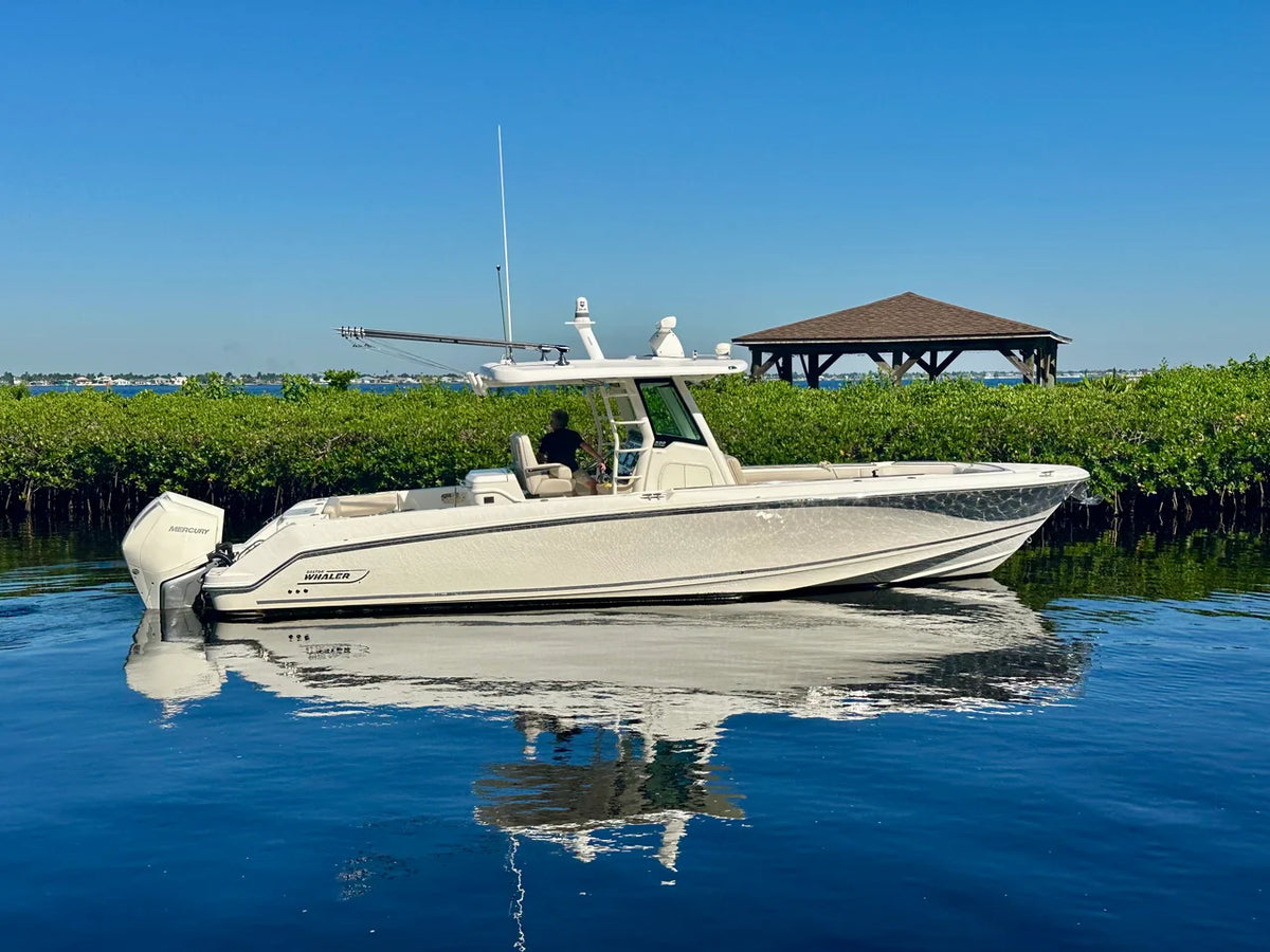2021 Boston Whaler 330 OUTRAGE 33.0 feet, Fort Myers, FL #50