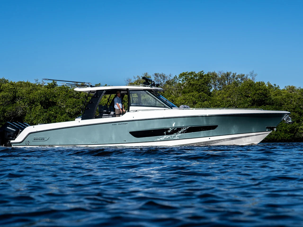 2026 Boston Whaler 420 Outrage 42.0 feet, Fort Myers, FL #50