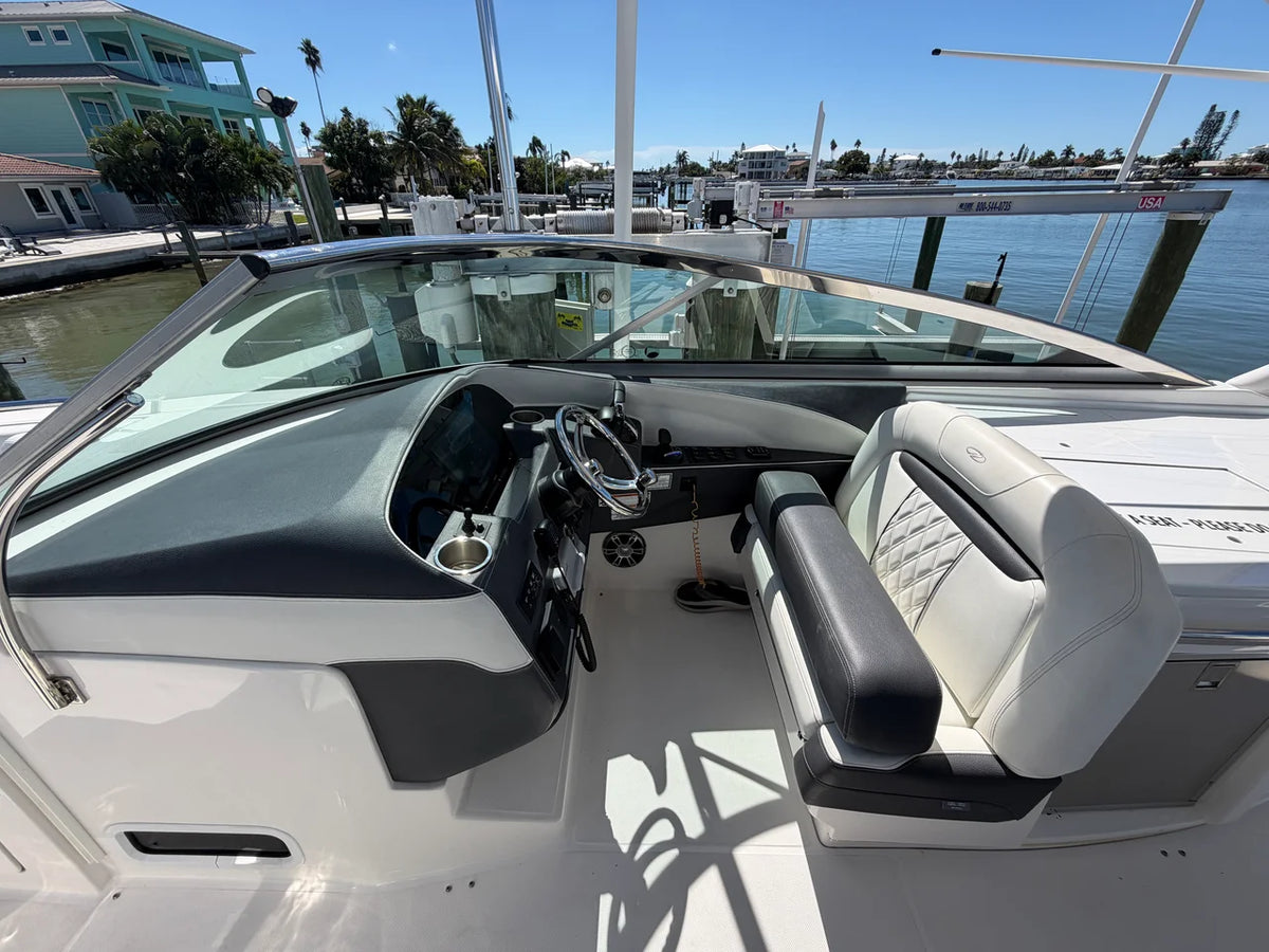 2023 Regal 33 OBX 33.0 feet, Maderia Beach, FL #12