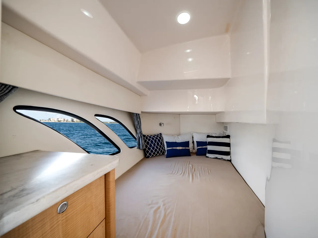 2018 Intrepid 475 SPORT YACHT 47.0 feet, Miami, FL #47