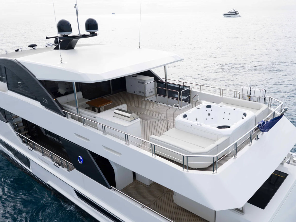 2027 Ocean Alexander 30R 98.0 feet, Pompano Beach, FL #7
