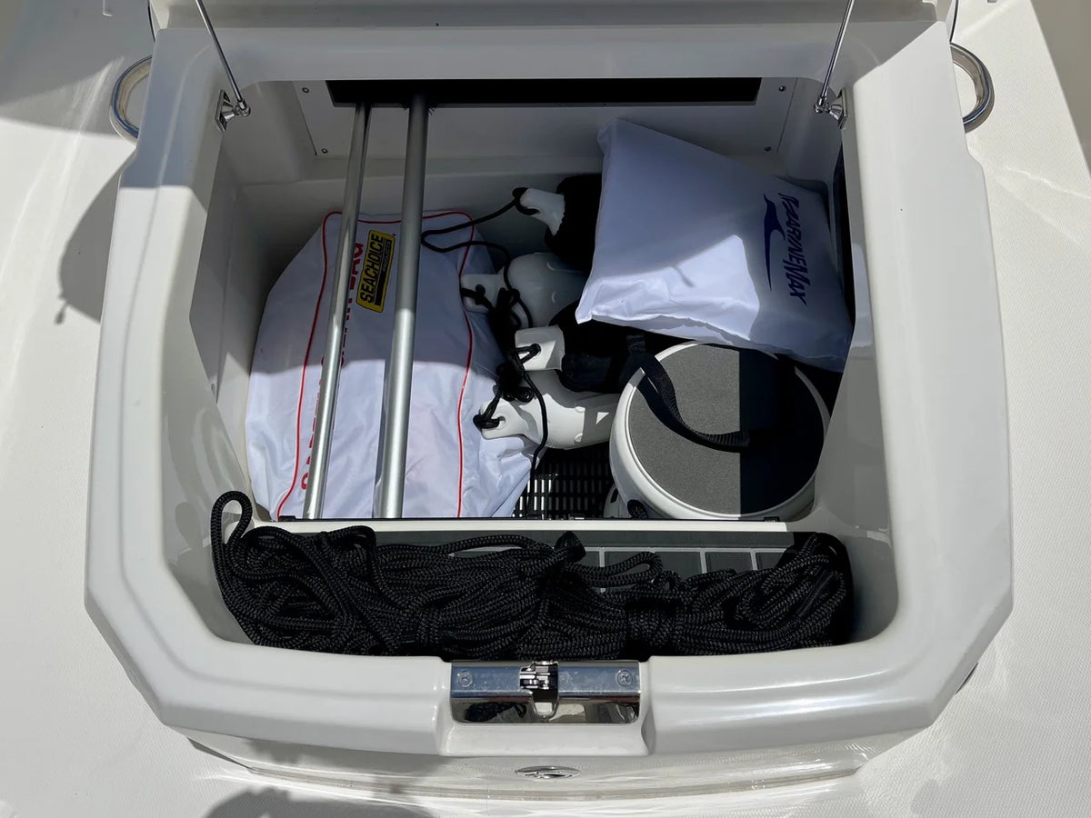 2025 Boston Whaler 250 DAUNTLESS 25.0 feet, Venice, Florida #28