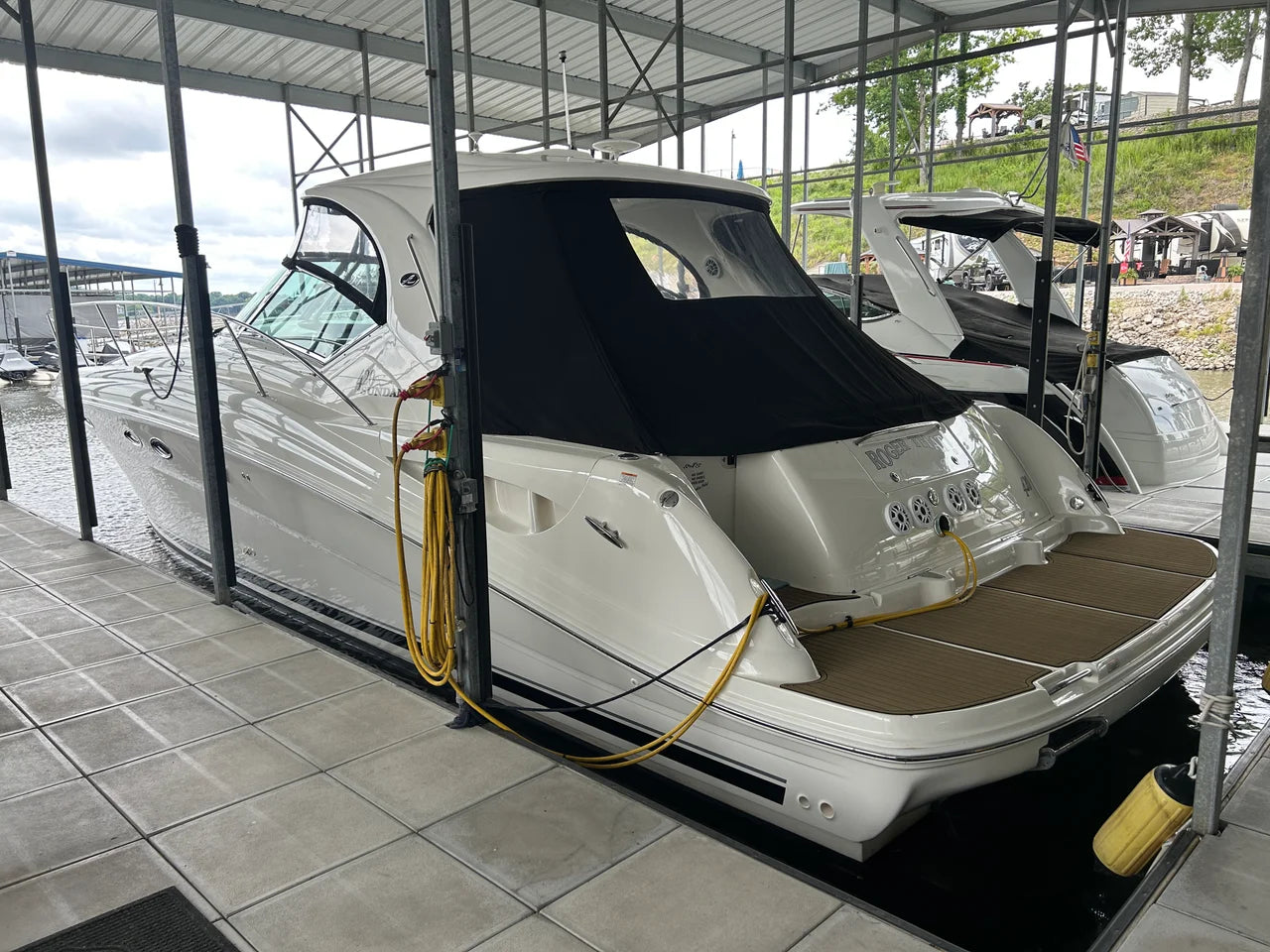 2004 Sea Ray 420 DA 45.0 feet, Lake Ozark, Missouri #1