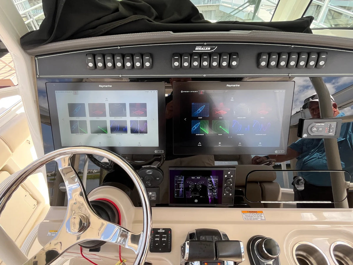 2019 Boston Whaler 330 OUTRAGE 33.0 feet, Ocean View, NJ #19