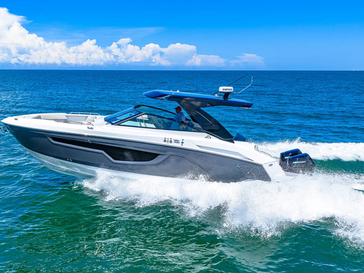 2027 Cruisers Yachts 34 GLS Outboard 34.0 feet, Venice, Florida #2