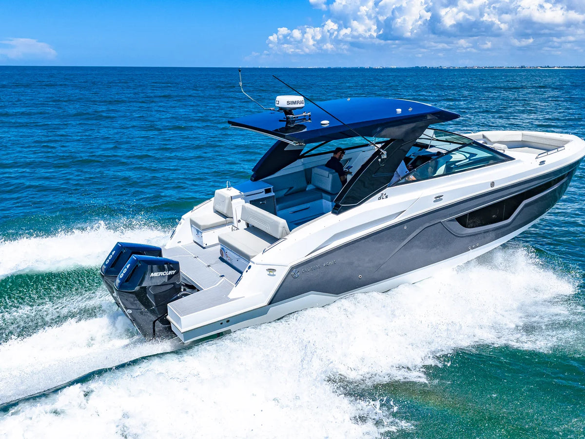 2027 Cruisers Yachts 34 GLS Outboard 34.0 feet, Venice, Florida #16