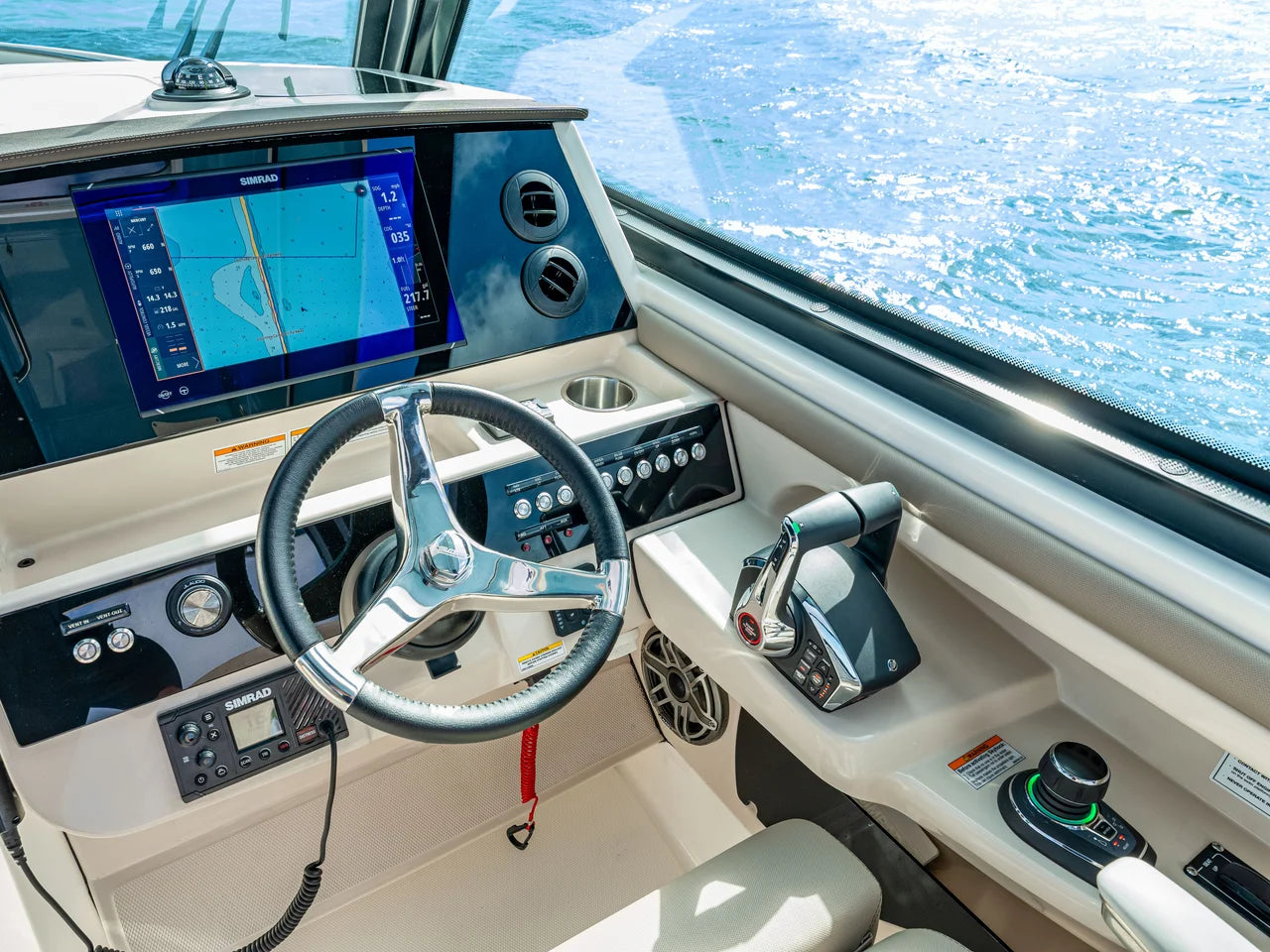 2026 Boston Whaler 330 Vantage 33.0 feet, Clearwater, Florida #49
