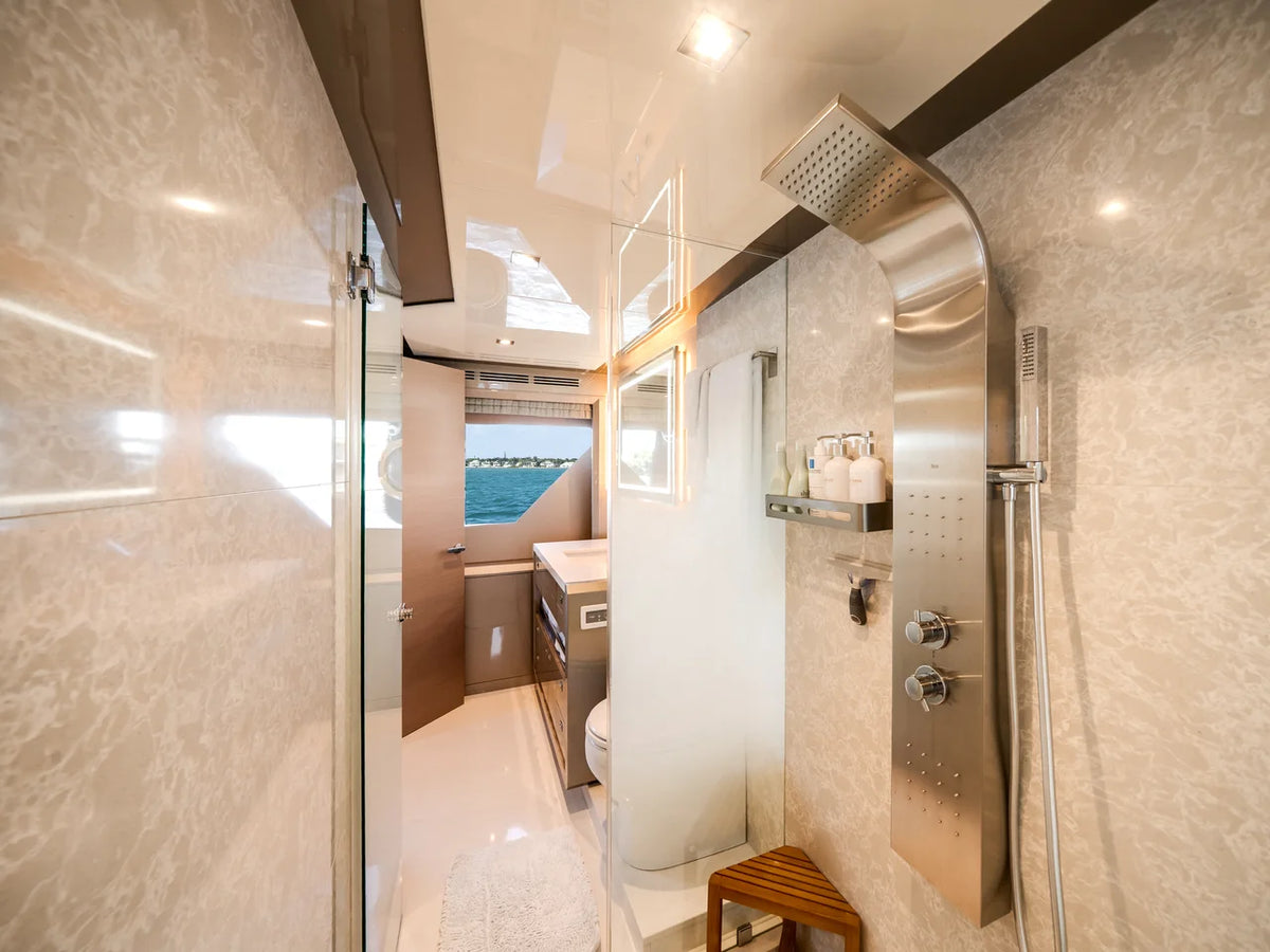 2023 Ocean Alexander 27R 88.0 feet, Ocean Reef, FL #49