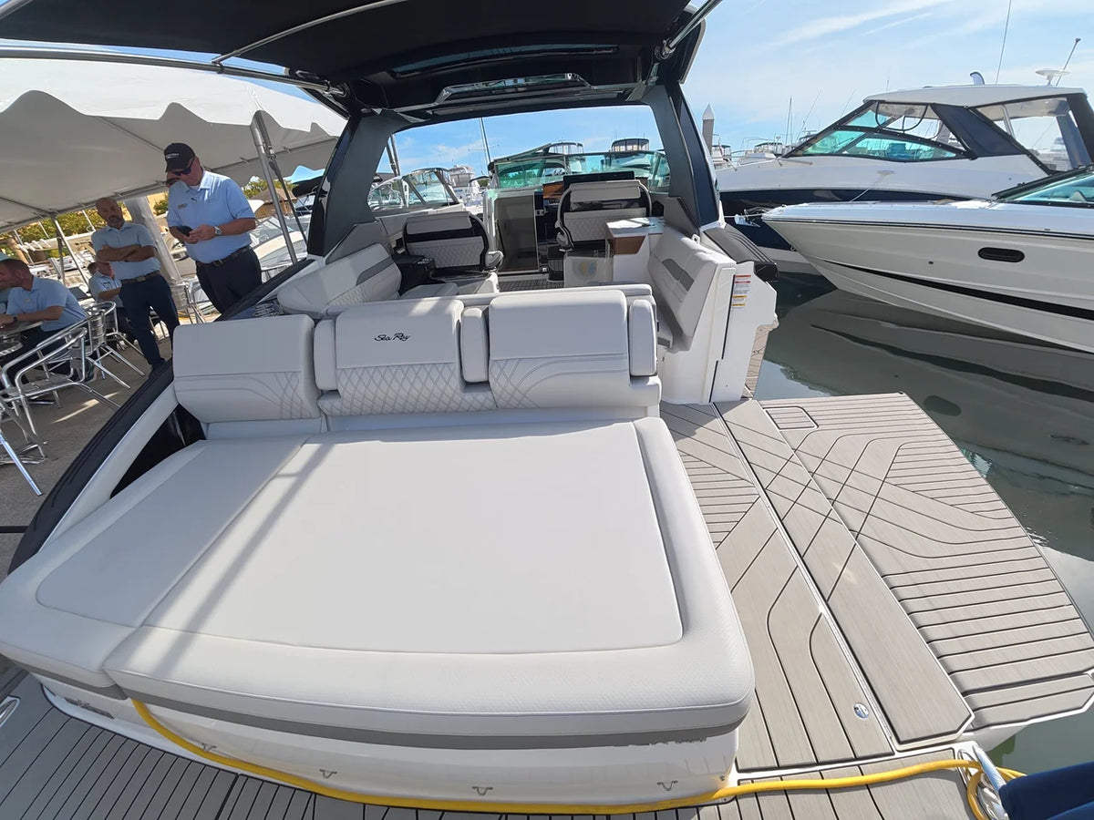 2027 Sea Ray SLX 360 Outboard 36.0 feet, Somers Point, New Jersey #6