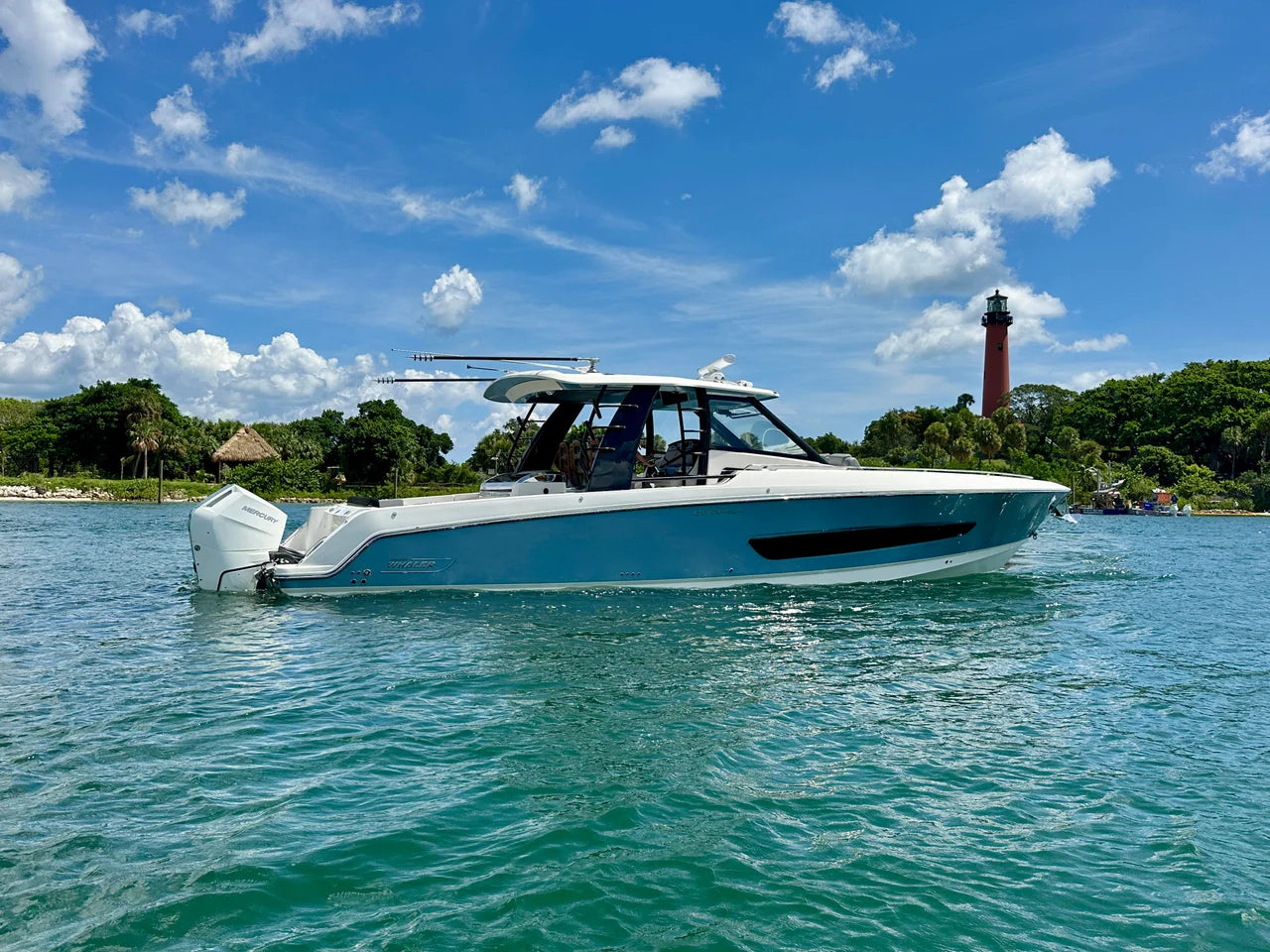 2026 Boston Whaler 420 Outrage 42.0 feet, Jupiter, Florida #2