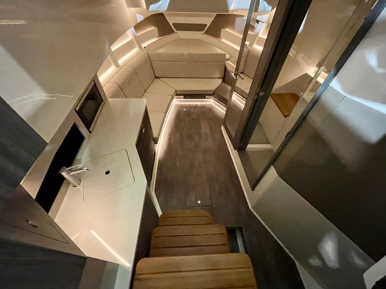 2026 Sea Ray Sundancer 370 Outboard 37.0 feet, Danvers, Massachusetts #11