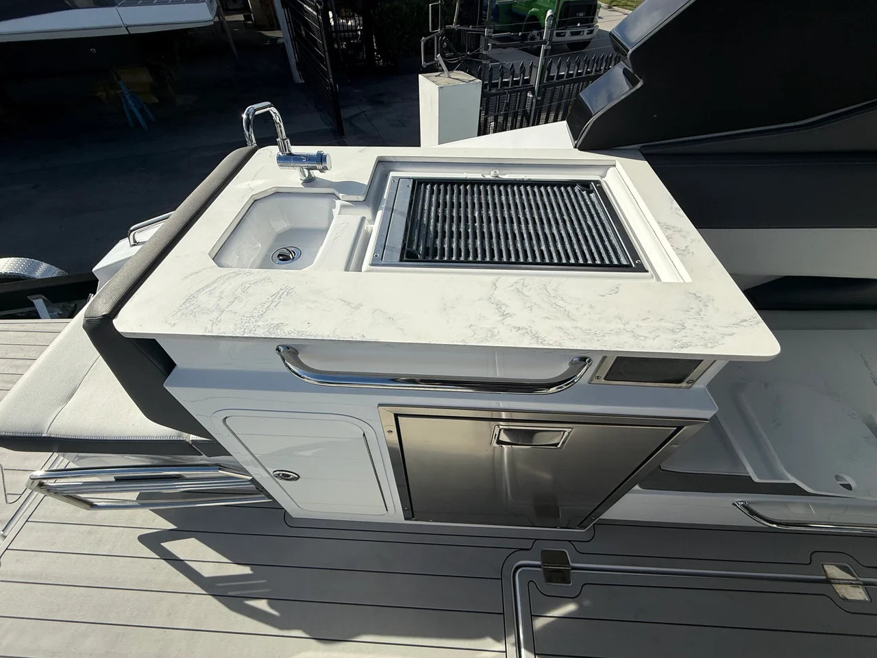 2022 Cruisers Yachts 34 GLS Outboard 34.0 feet, Miami, FL #13