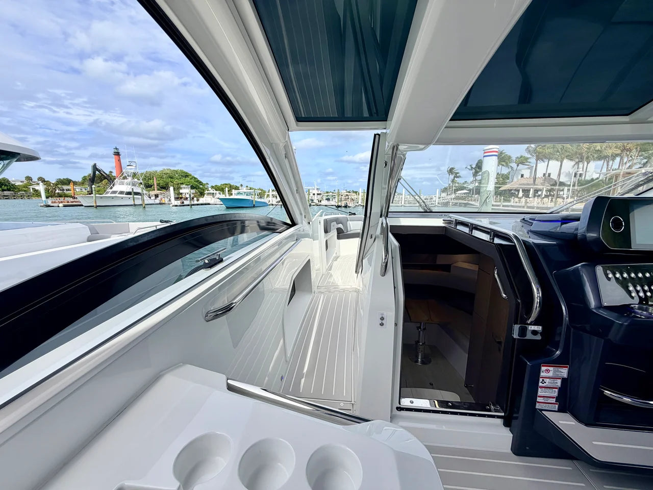 2025 Galeon 375 GTO 37.0 feet, Jupiter, Florida #32