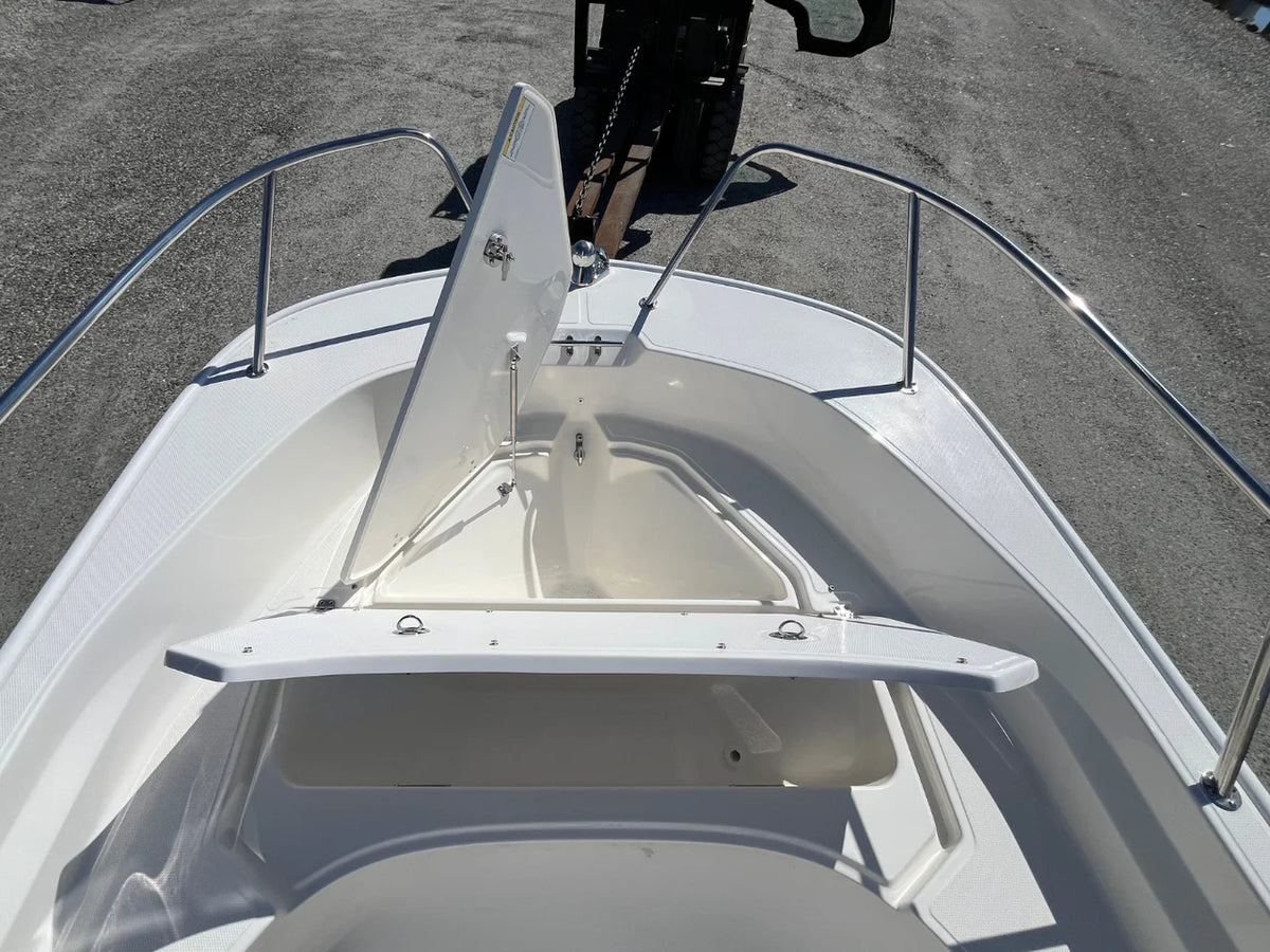2026 Boston Whaler 170 Montauk 17.0 feet, Westbrook, Connecticut #19