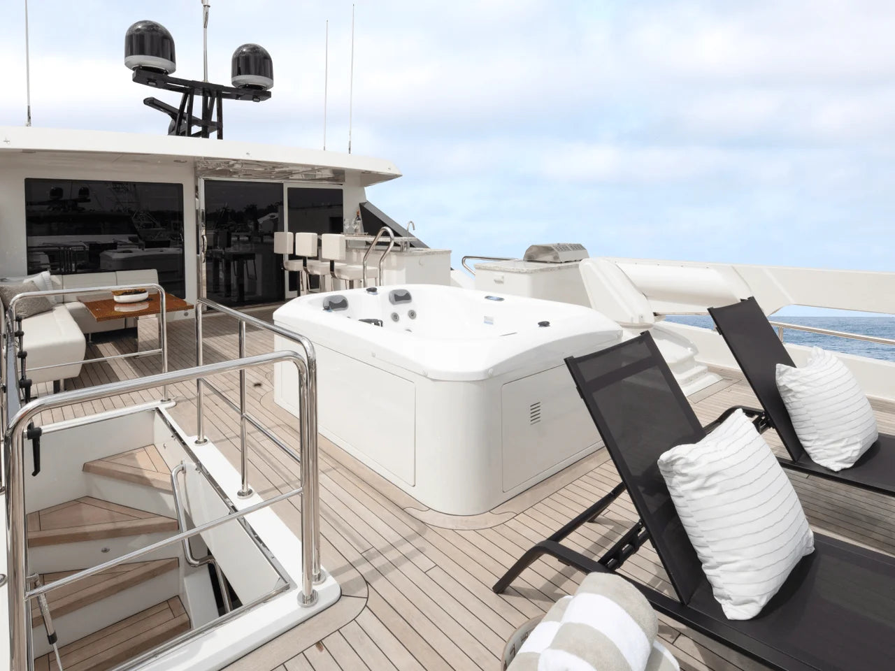 2026 Ocean Alexander 32L 106.0 feet, Hollywood, Florida #50