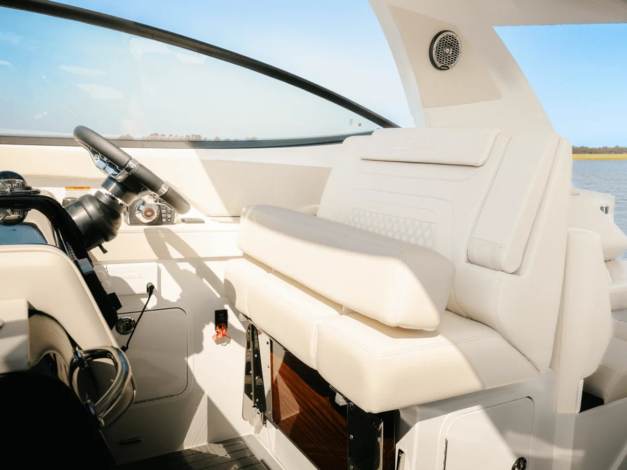 2025 Cruisers Yachts 38 GLS Outboard 38.0 feet, Charleston, SC #14