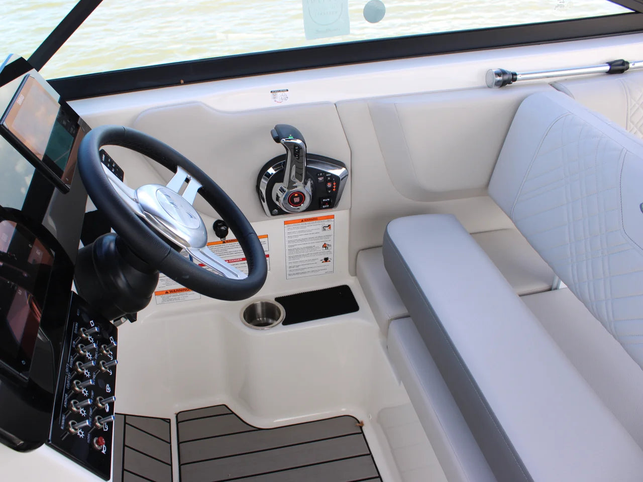 2026 Sea Ray SDX 270 Outboard 27.0 feet, Seabrook, TX #18