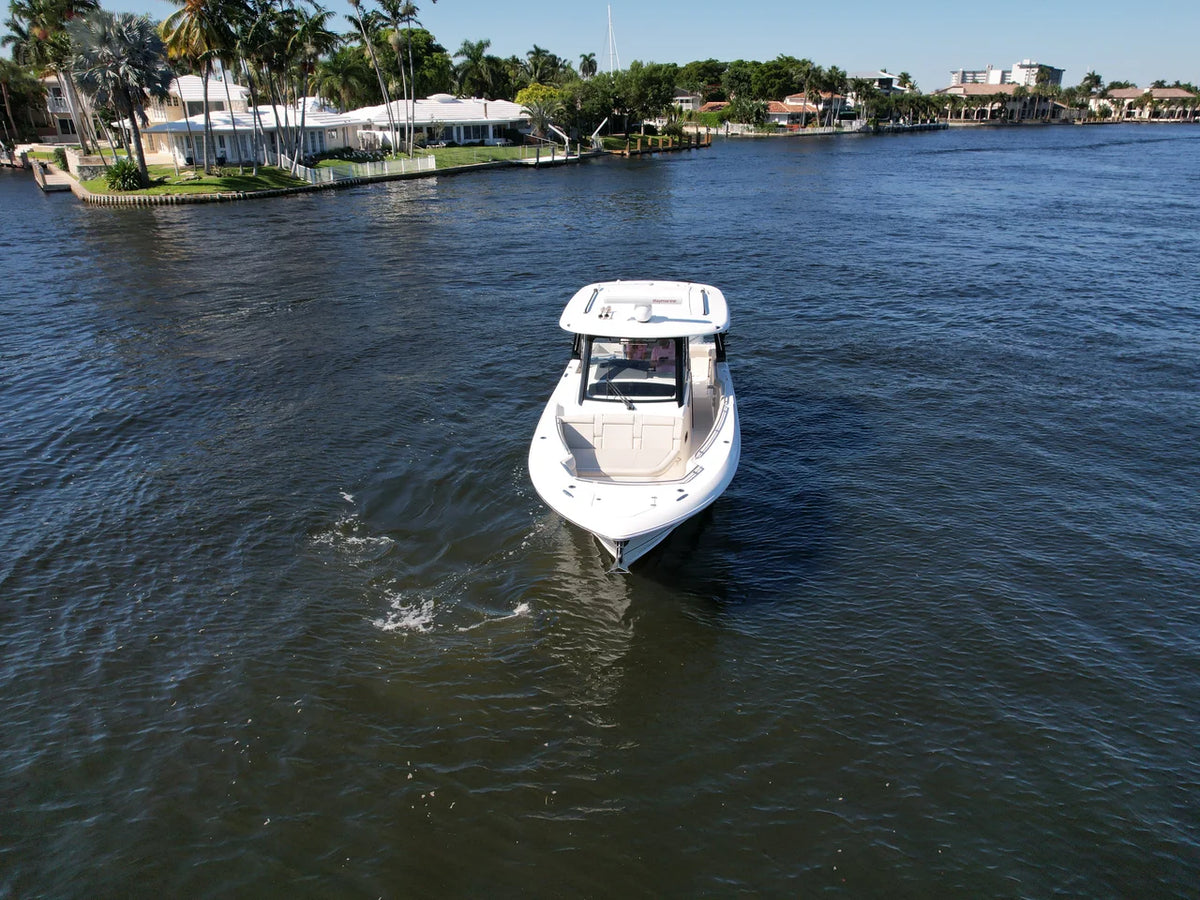 2023 Boston Whaler 350 Realm 35.0 feet, Dania, FL #4