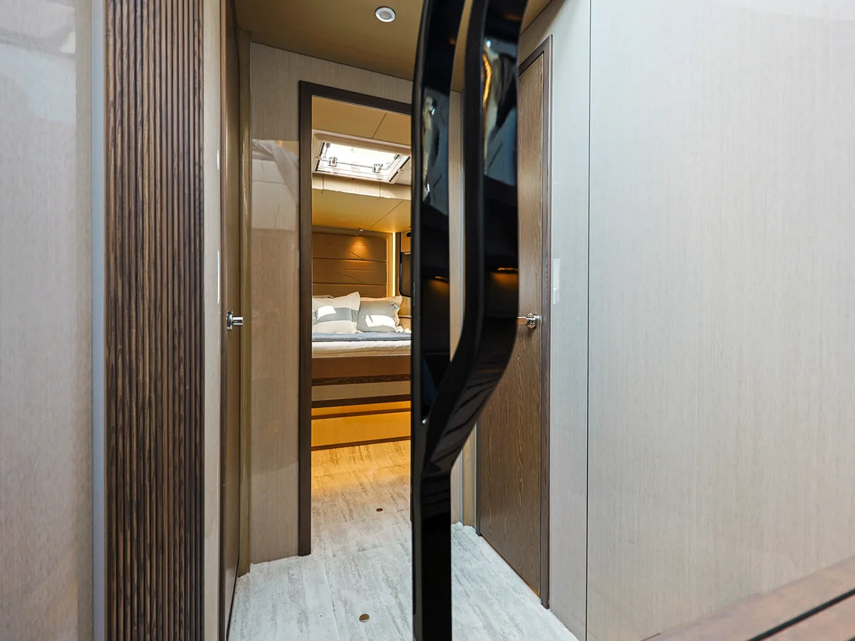 2027 Cruisers Yachts 57 FLY 57.0 feet, Seabrook, TX #32