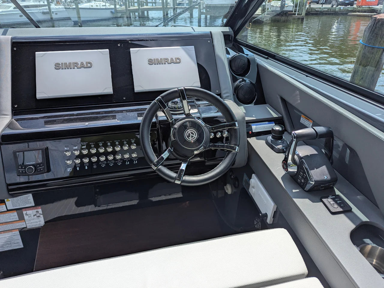 2024 Cruisers Yachts 38 GLS-OB 38.0 feet, Grasonville, MD #28