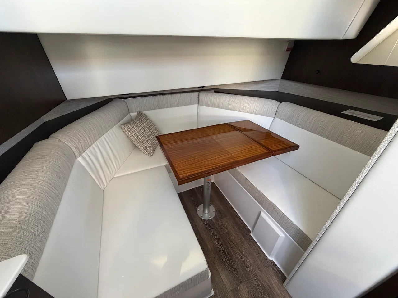 2024 Cruisers Yachts 38 GLS South Beach Outboard 38.0 feet, Stuart, Florida #35