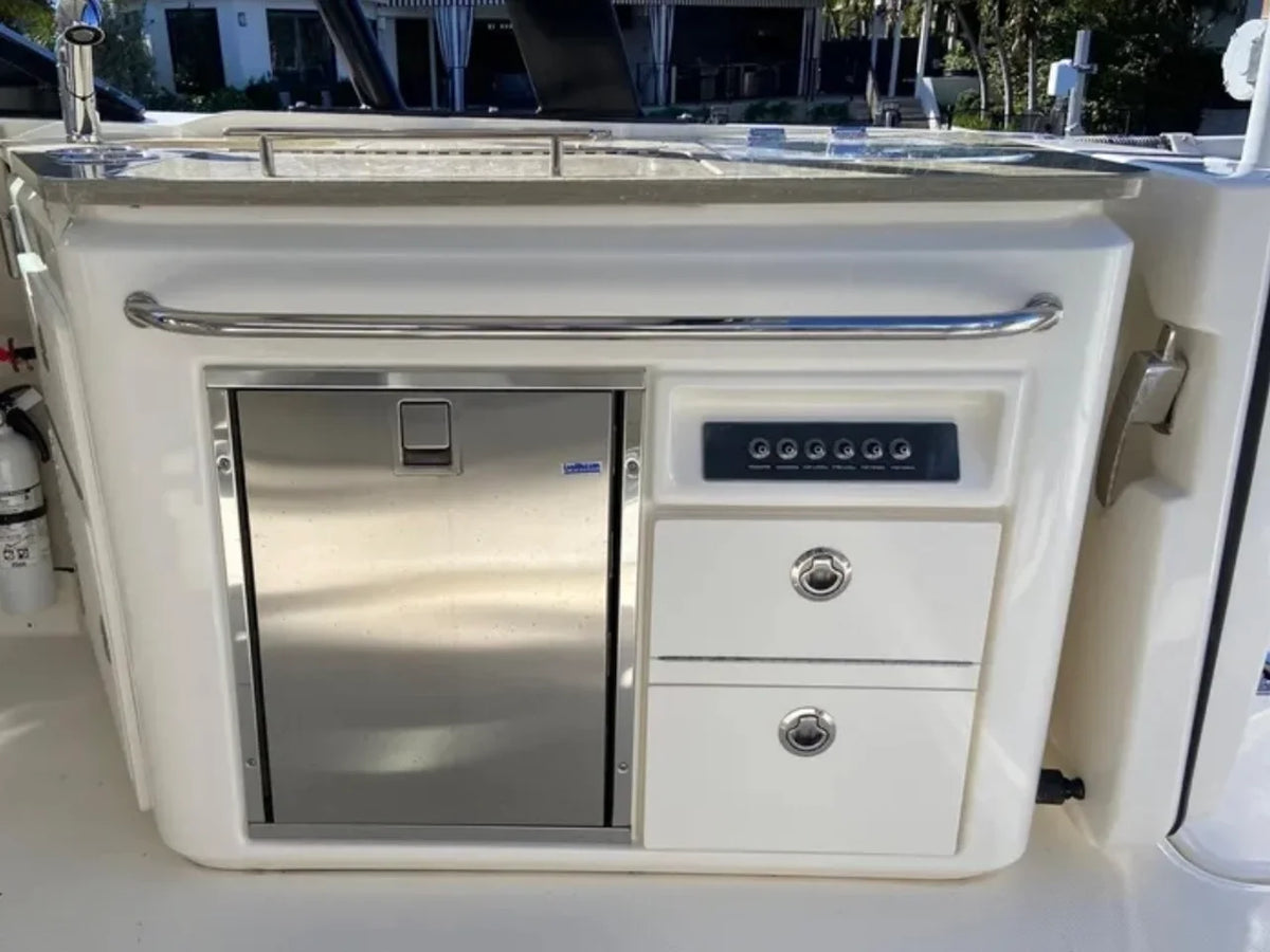 2022 Boston Whaler 320 VANTAGE 32.0 feet, Delray Beach, FL #9
