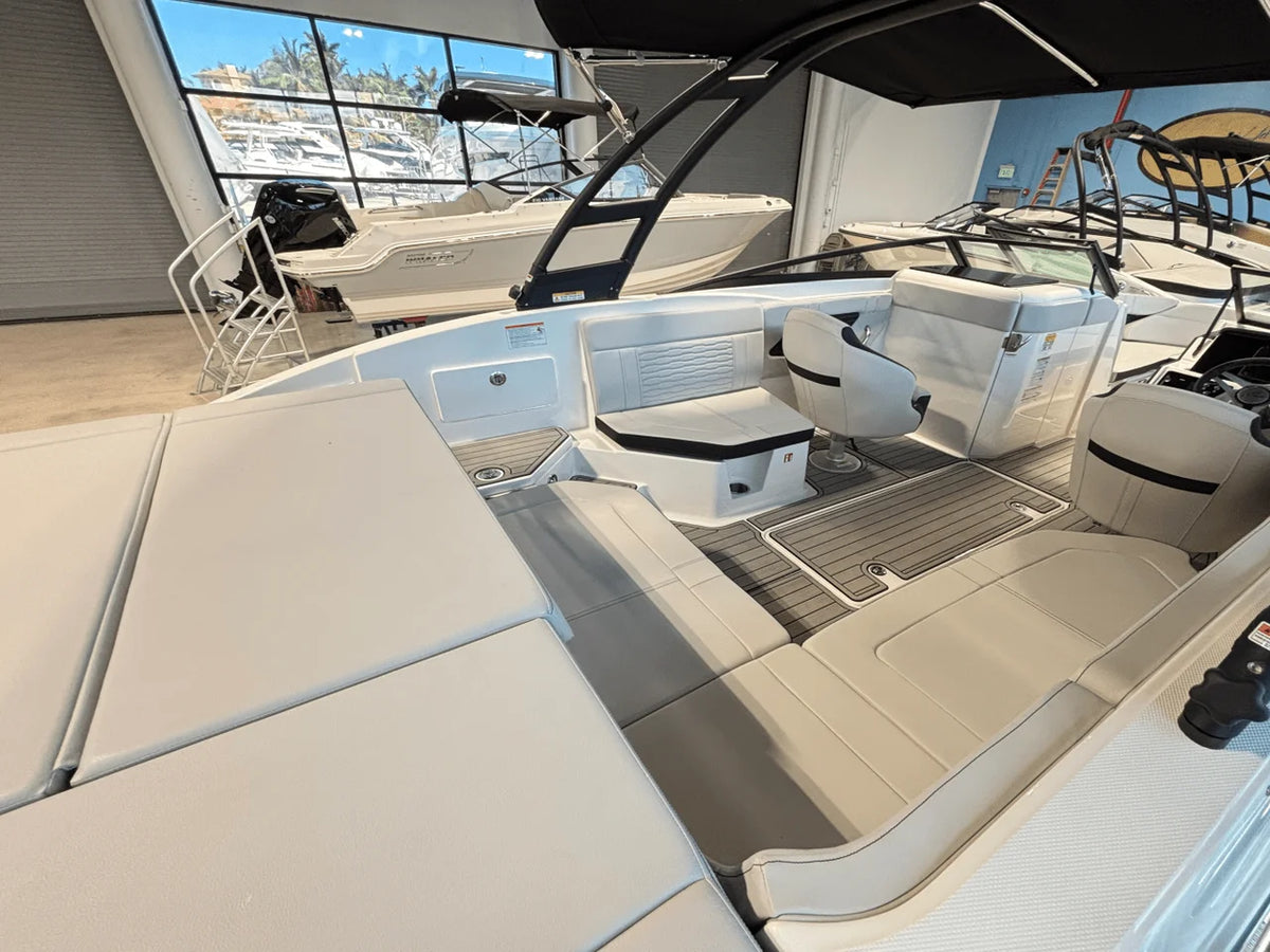 2025 Sea Ray SPX 230 Outboard 23.0 feet, Pompano Beach, FL #11