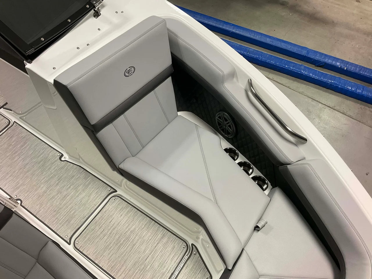 2026 Cobalt R4 Outboard 24.0 feet, Crosslake, Minnesota #13