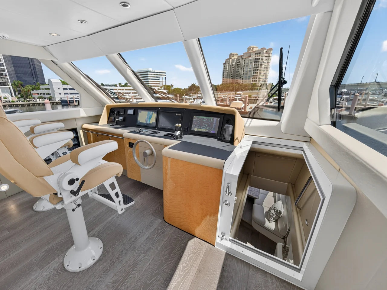 2001 Lazzara 80 SL 80.0 feet, West Palm Beach, FL #18