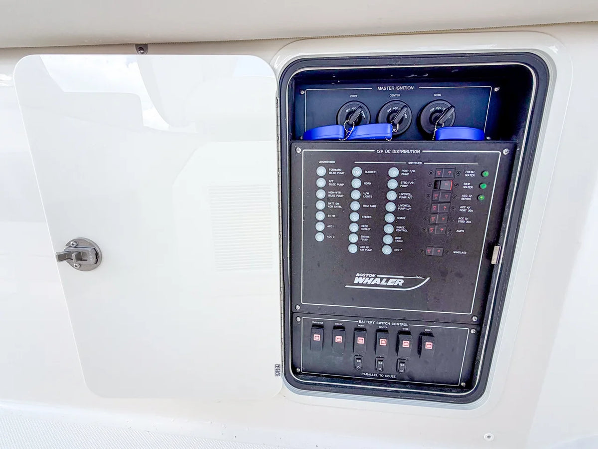 2027 Boston Whaler 350 Realm 35.0 feet, Fort Myers, FL #23