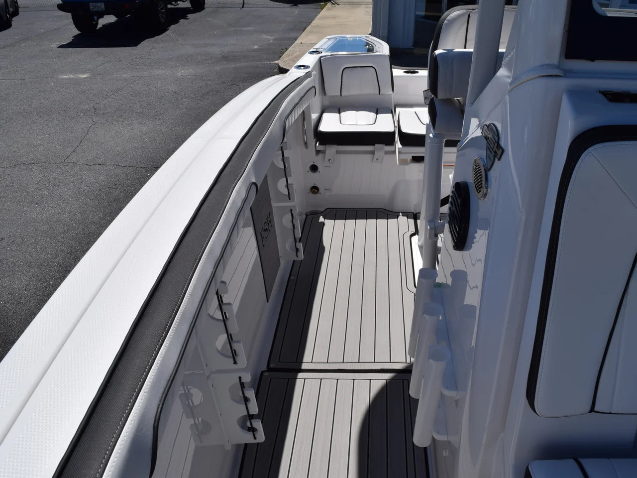 2026 Yamaha 255 FSH Sport H 25.0 feet, Thunderbolt, GA #20