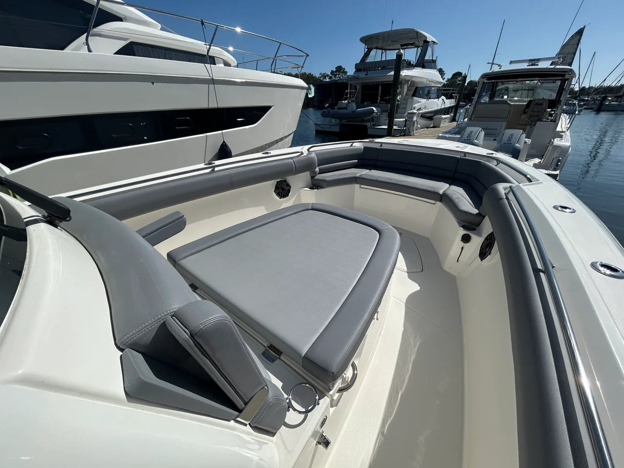 2026 Boston Whaler 330 Outrage 33.0 feet, Pensacola, Florida #35