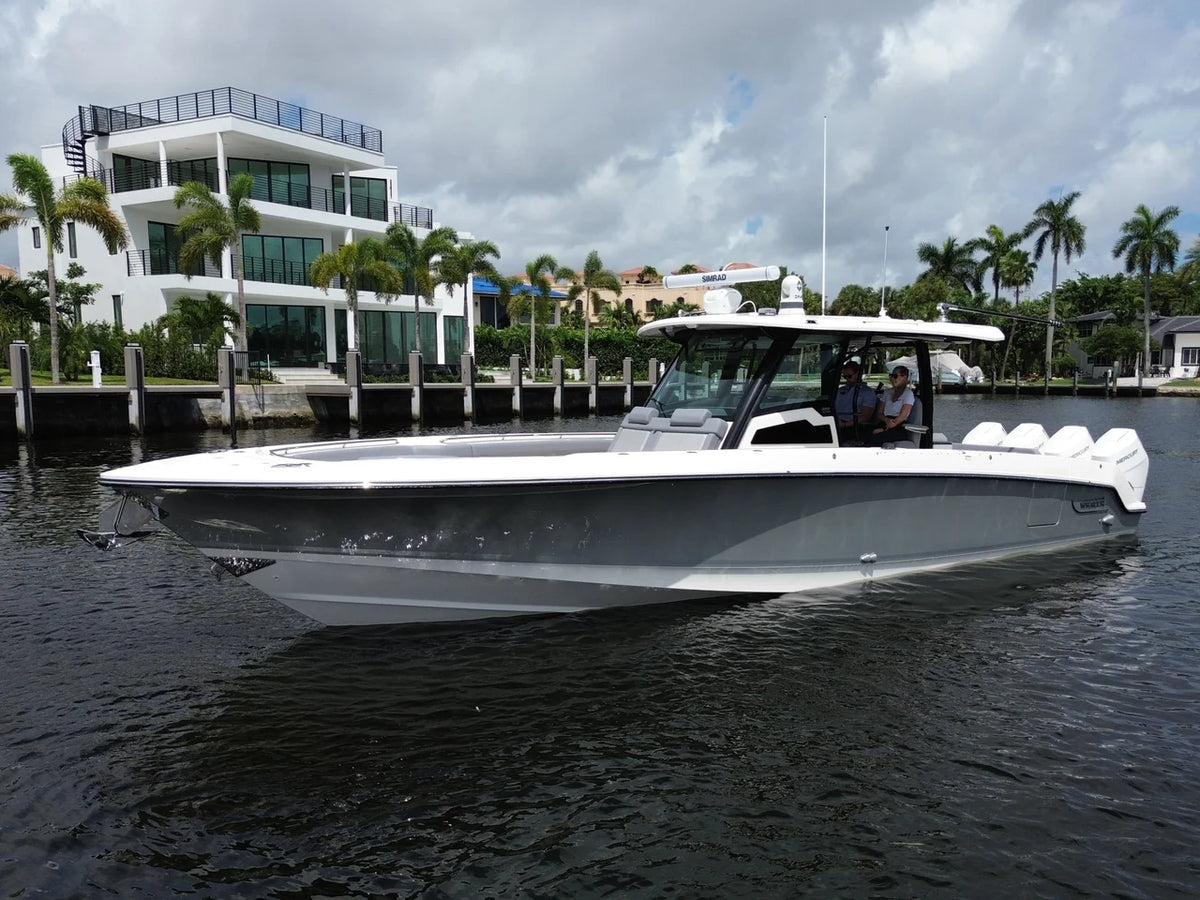 2027 Boston Whaler 380 Outrage 38.0 feet, Pompano Beach, Florida #1