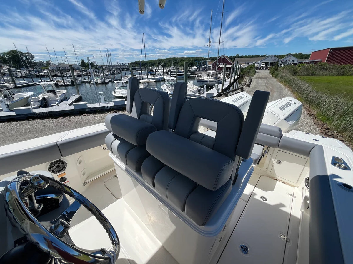 2026 Boston Whaler 250 Outrage 25.0 feet, Westbrook, Connecticut #8