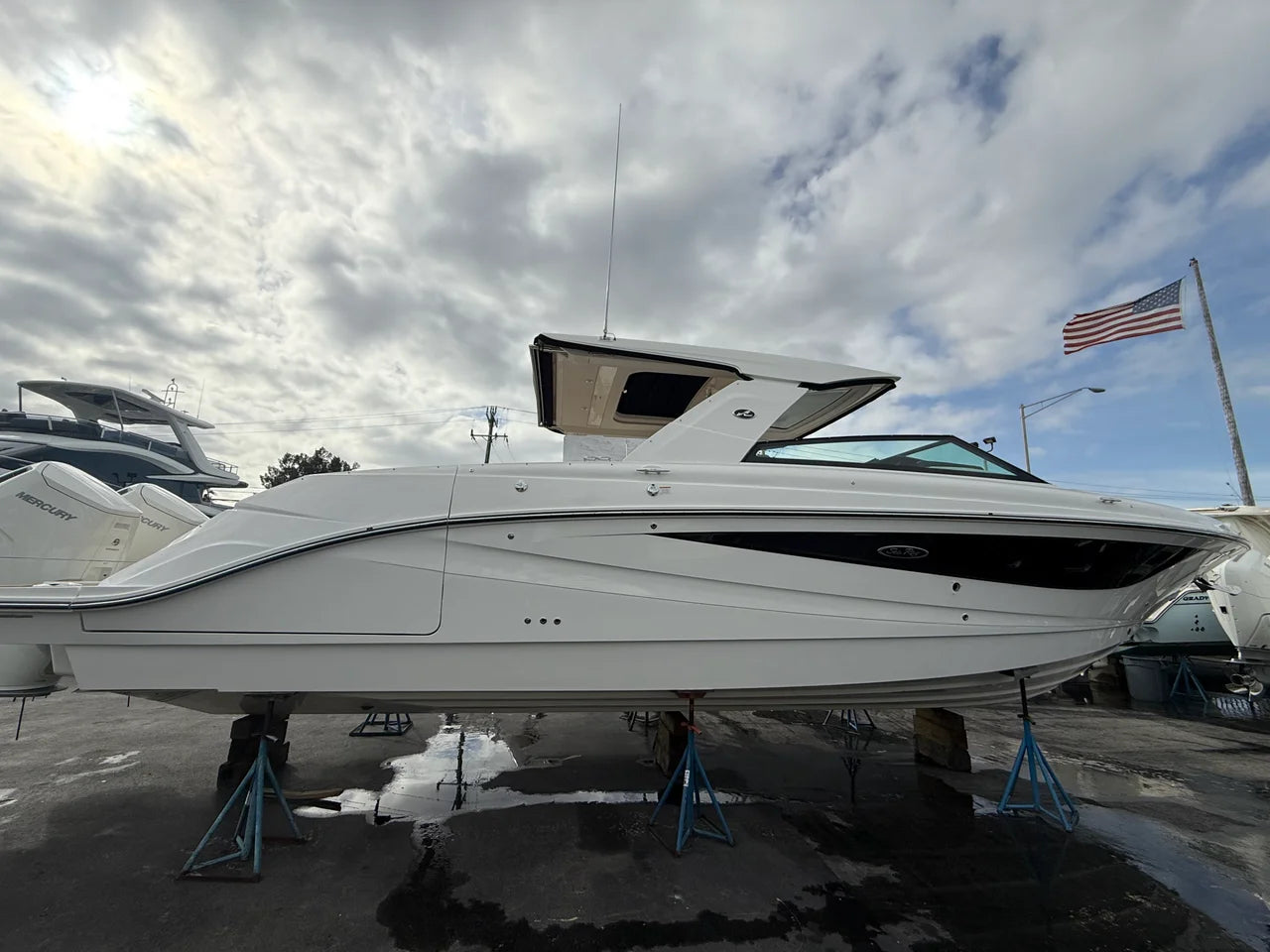 2026 Sea Ray SLX 400 Outboard 40.0 feet, Miami, FL #2