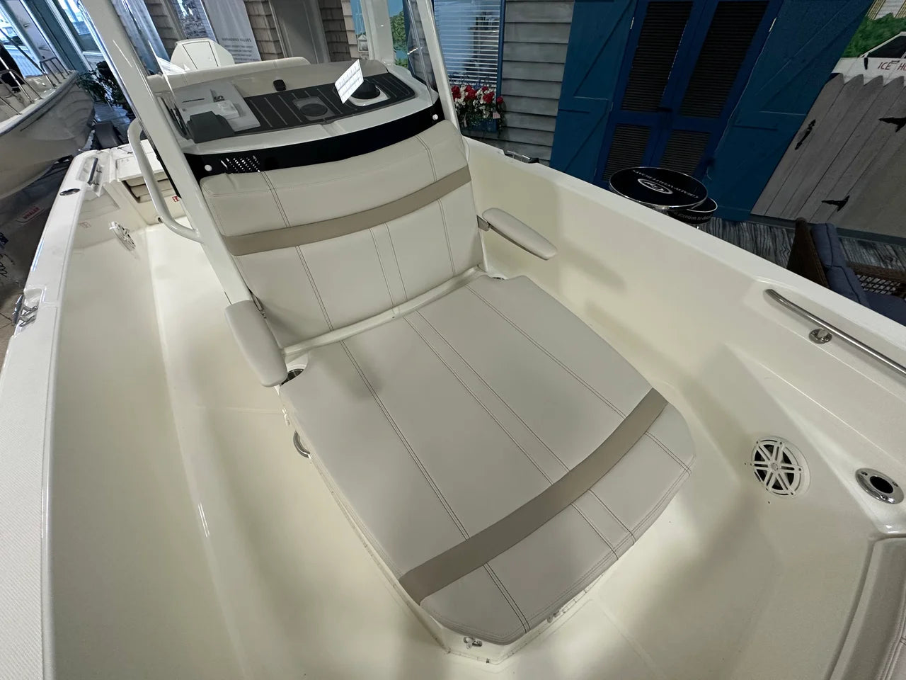 2026 Boston Whaler 220 Dauntless 22.0 feet, Ocean View, NJ #12