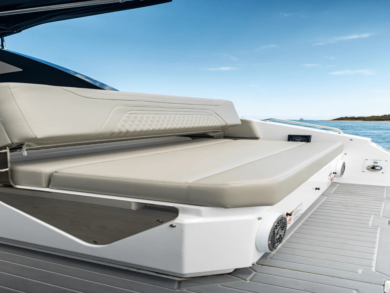 2026 Cruisers Yachts 34 GLS Outboard 35.0 feet, Inuvik, Northwest Territories #85