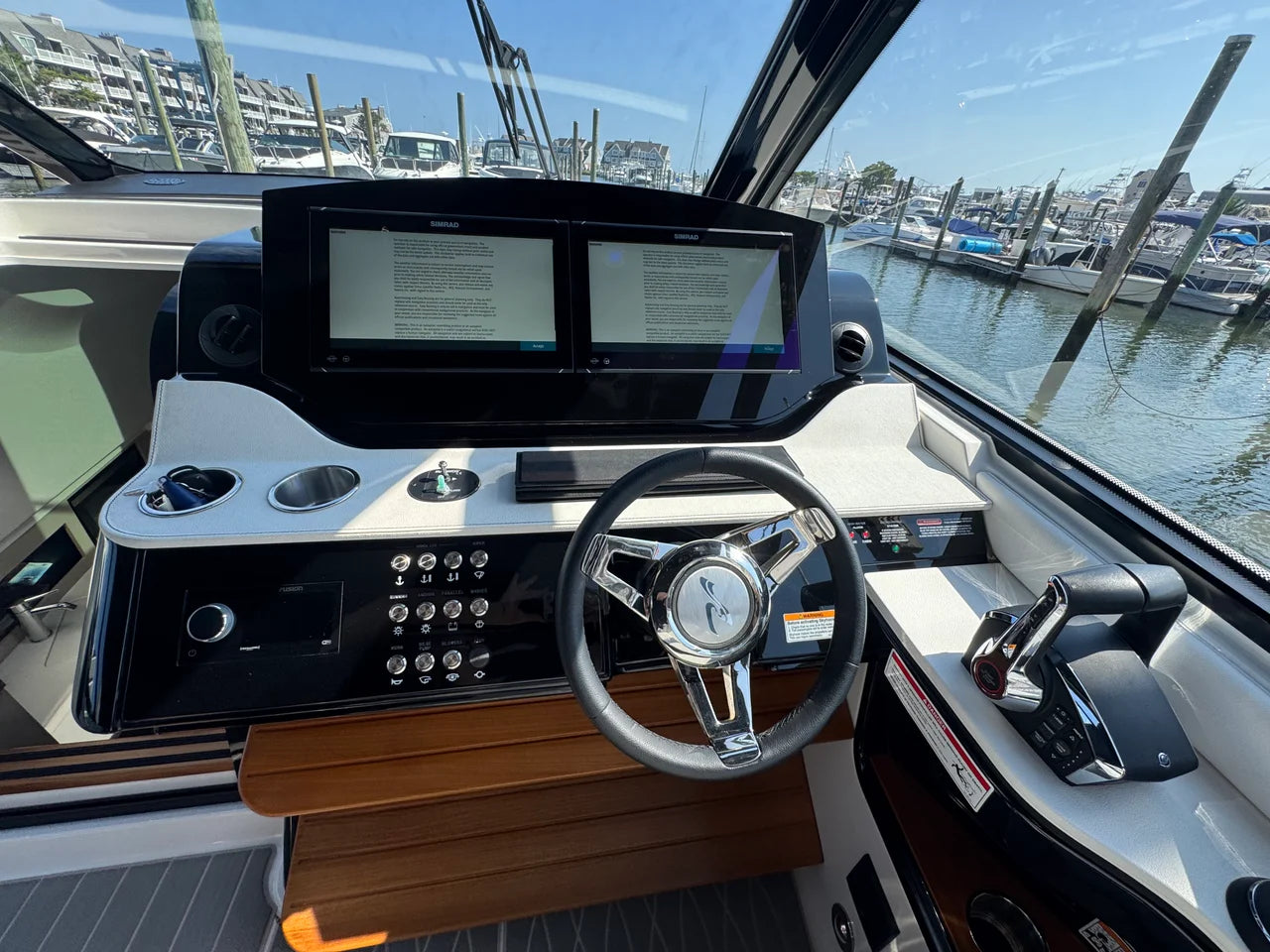 2025 Sea Ray 370 SUNDANCER OB 39.0 feet, Clearwater, Florida #27