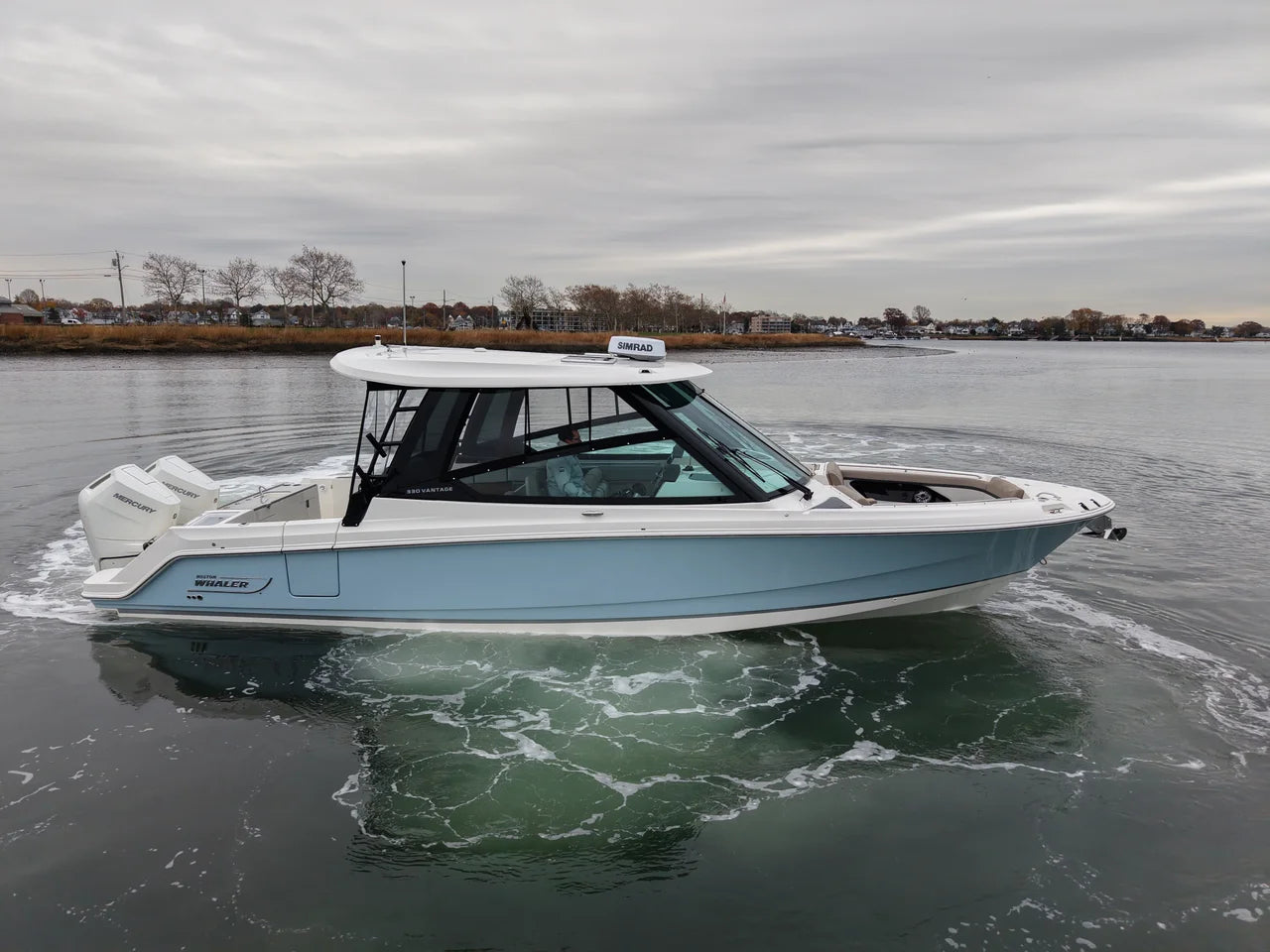 2026 Boston Whaler 330 Vantage 33.0 feet, Norwalk, Connecticut #2