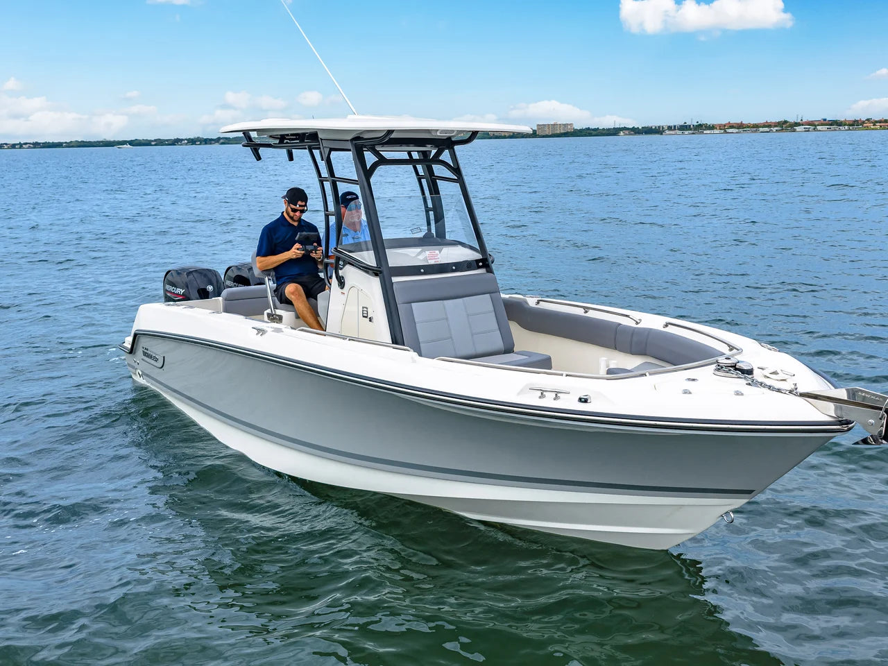2025 Boston Whaler 230 Outrage 23.0 feet, Clearwater, Florida #21