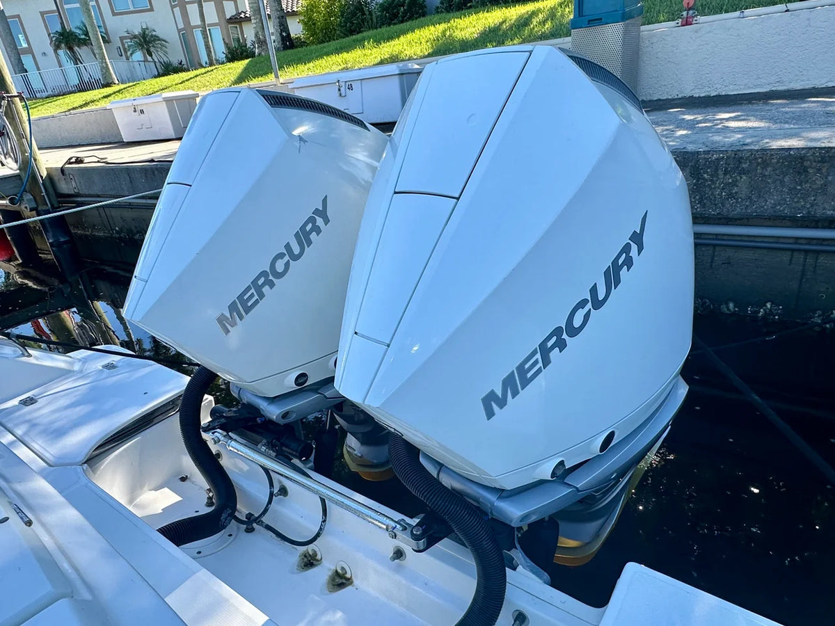 2021 Boston Whaler 330 OUTRAGE 33.0 feet, Fort Myers, FL #8