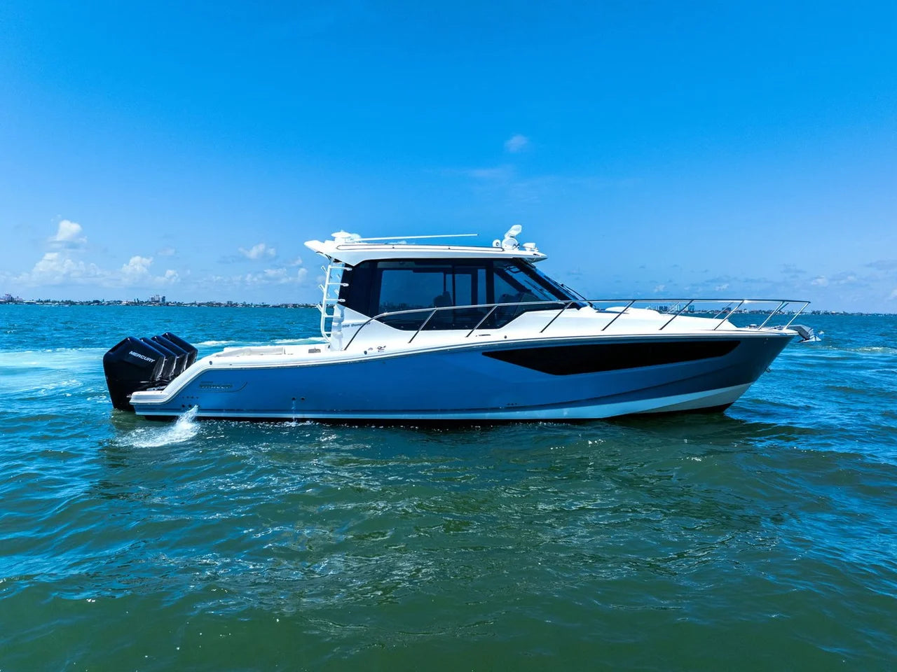 2025 Boston Whaler 405 CONQUEST 41.0 feet, St Petersburg, FL #7
