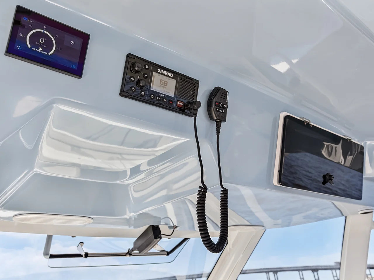 2025 Boston Whaler 350 REALM 35.0 feet, Stuart, Florida #80
