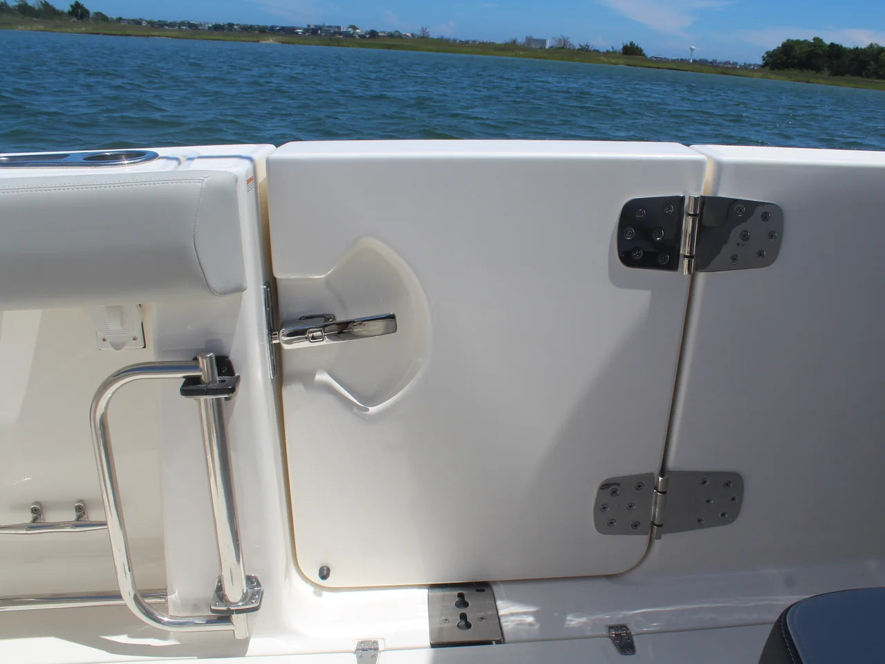 2026 Boston Whaler 330 Outrage 33.0 feet, Wrightsville Beach, North Carolina #19